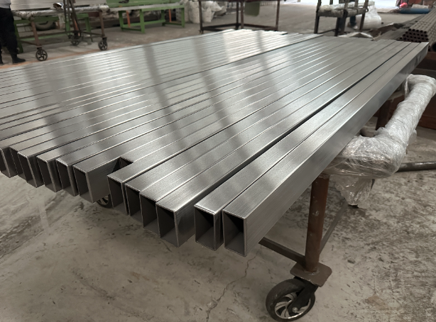 新余新能源汽车用不锈钢方管 现货