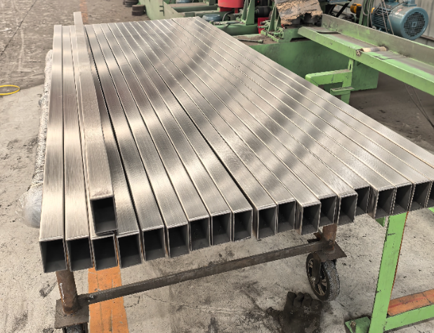 新余方管 矩形管 无缝方管生产厂家